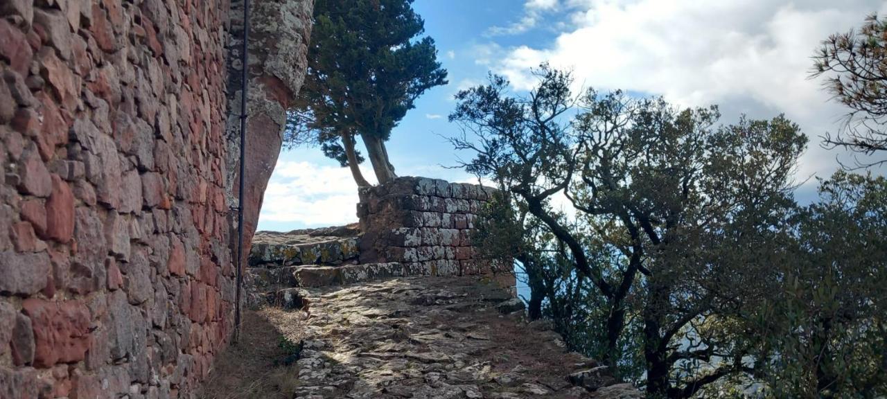 La Casita De Jimena Villa Riudecanyes Luaran gambar